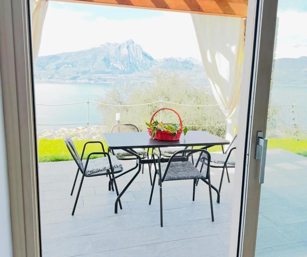Ca' Campitol Villa Torri Del Benaco Holiday home