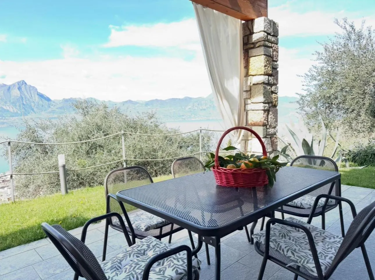 Ca' Campitol Villa Torri Del Benaco 0*,  Italy